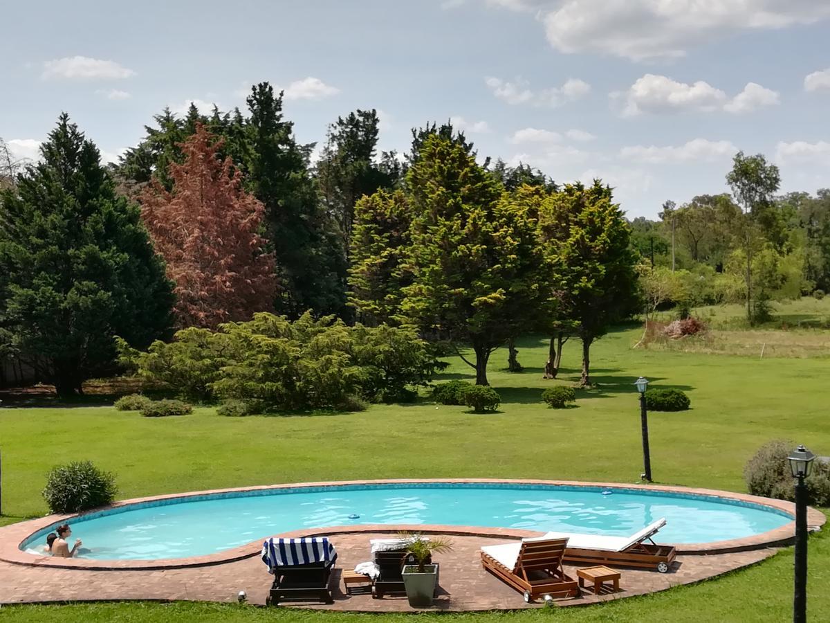 ピラル The Polo House Bed & Breakfast エクステリア 写真